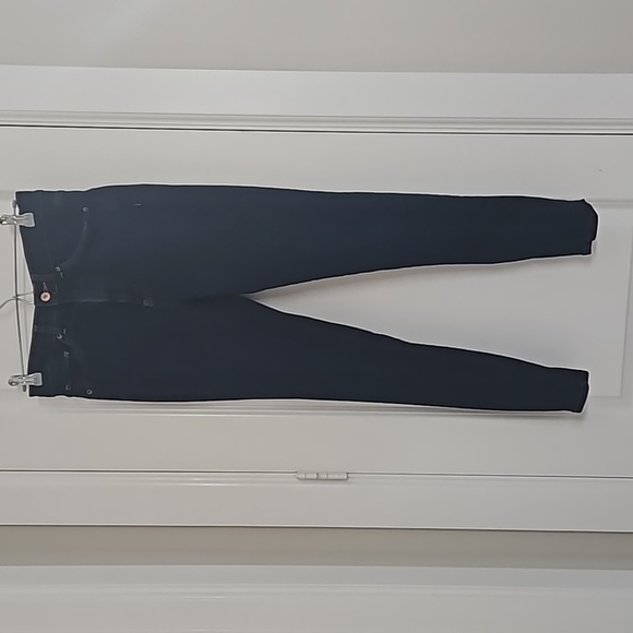 Jean - Picture 2 of 4